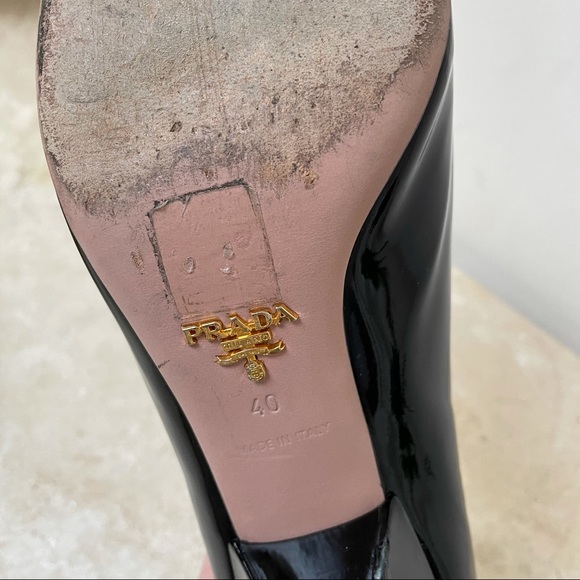 PRADA Black patent leather triangle heels - Picture 12 of 16